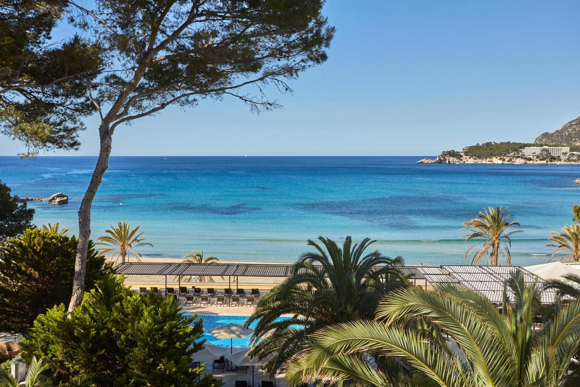 Secrets Mallorca Villamil Resort & Spa - Adults Only Peguera Eksteriør bilde View of the beach
