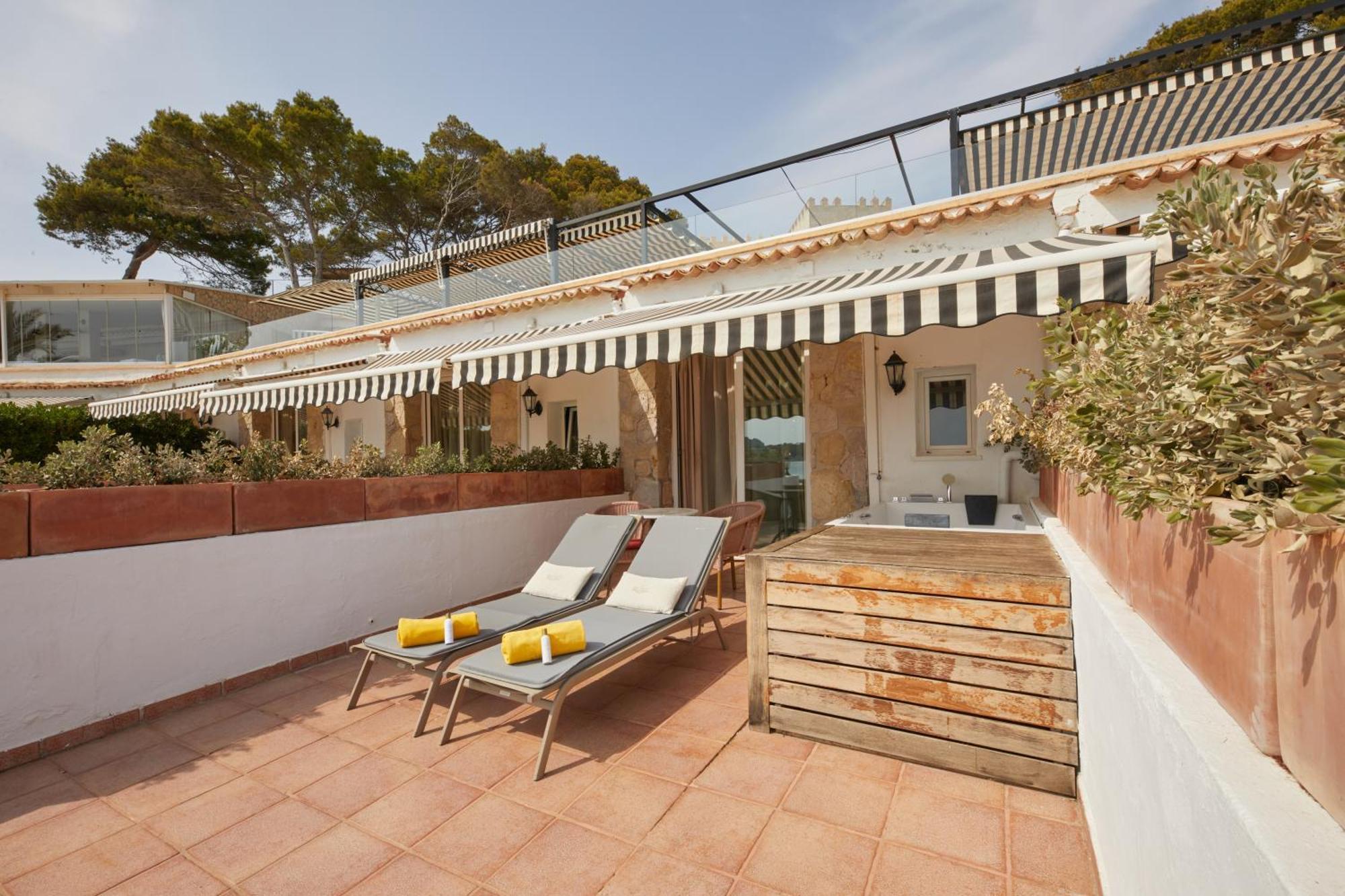 Secrets Mallorca Villamil Resort & Spa - Adults Only Peguera Eksteriør bilde Terrace of a suite