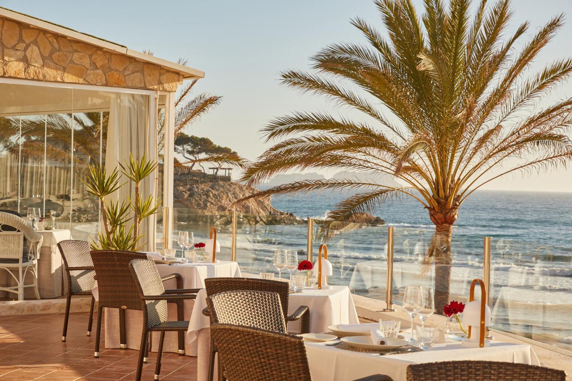 Secrets Mallorca Villamil Resort & Spa - Adults Only Peguera Eksteriør bilde The Beach Club
